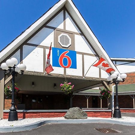 Motel 6-Trenton, On Zewnętrze zdjęcie